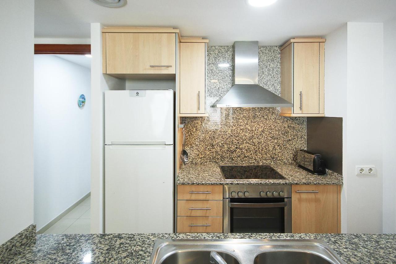 Appartement Mileni 2 2 1 1 - Barneda Premium Roses